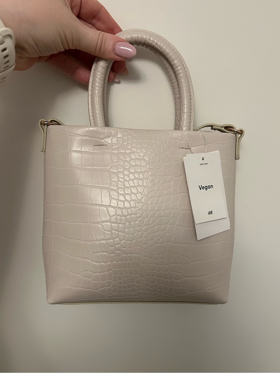 H&M Handbags - H&M Vegan Crocodile pattern Mini Tote in off white. New with tags. Small Purse